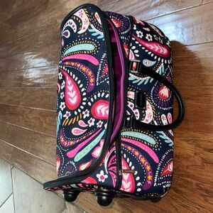 Vera Bradley rolling luggage like new